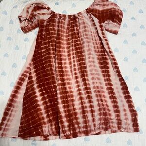 Juniors off the shoulder dress medium